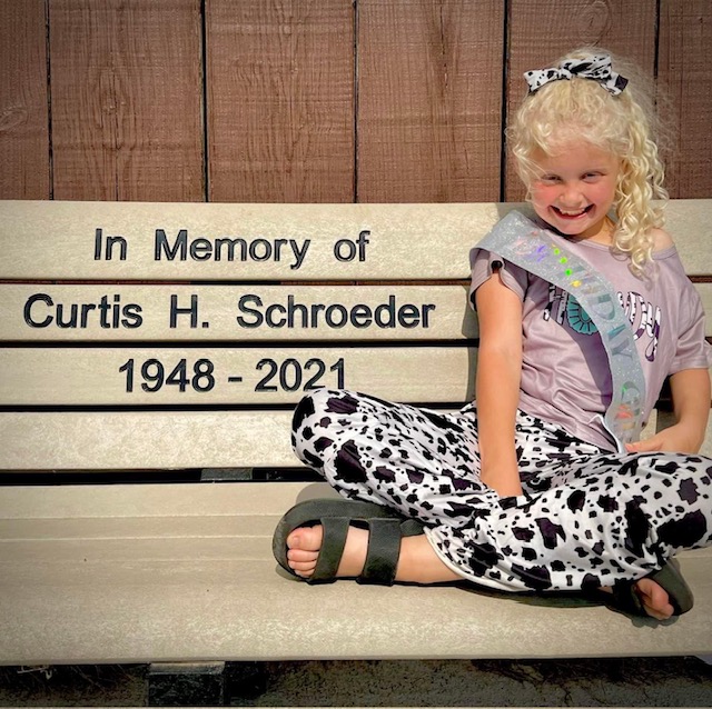 Curtis bench