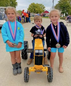 Kids pull 2
