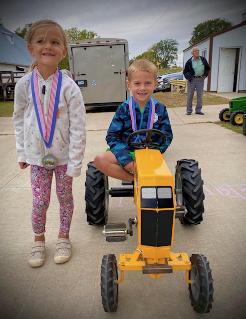 Kids pull